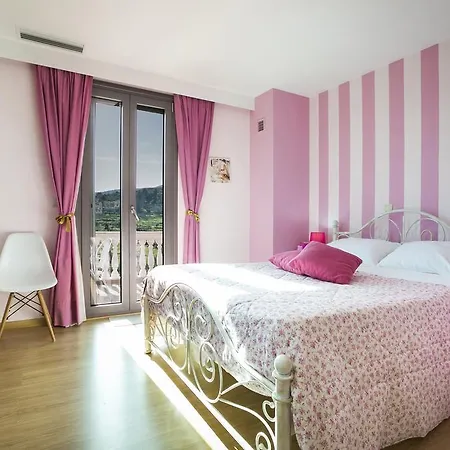 Villa Athinais Lixouri