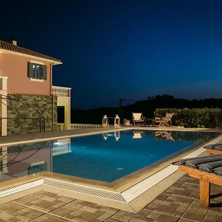 Athinais Villa Lixouri