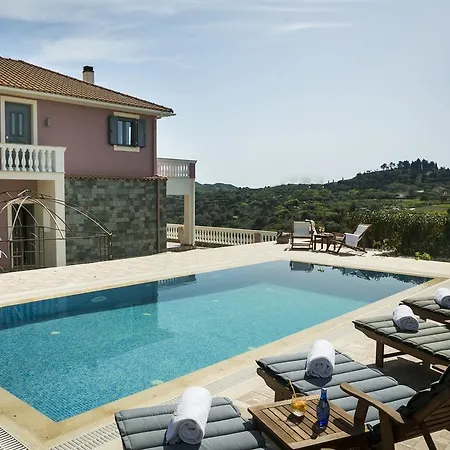 Athinais Villa *