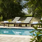Vila Athinais Lixouri